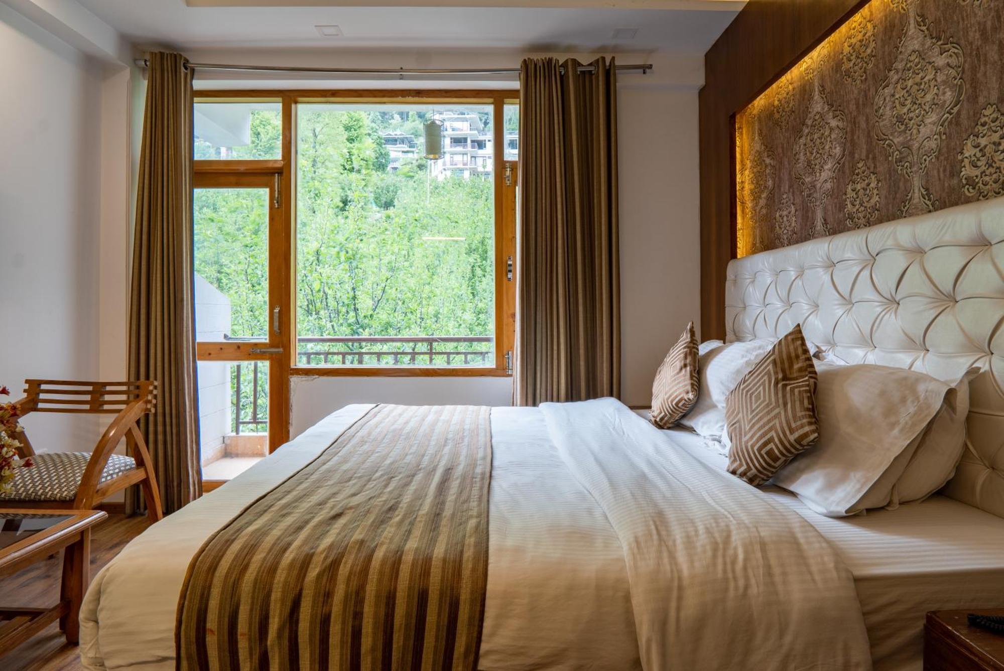 Pristine Inn Manali Dış mekan fotoğraf