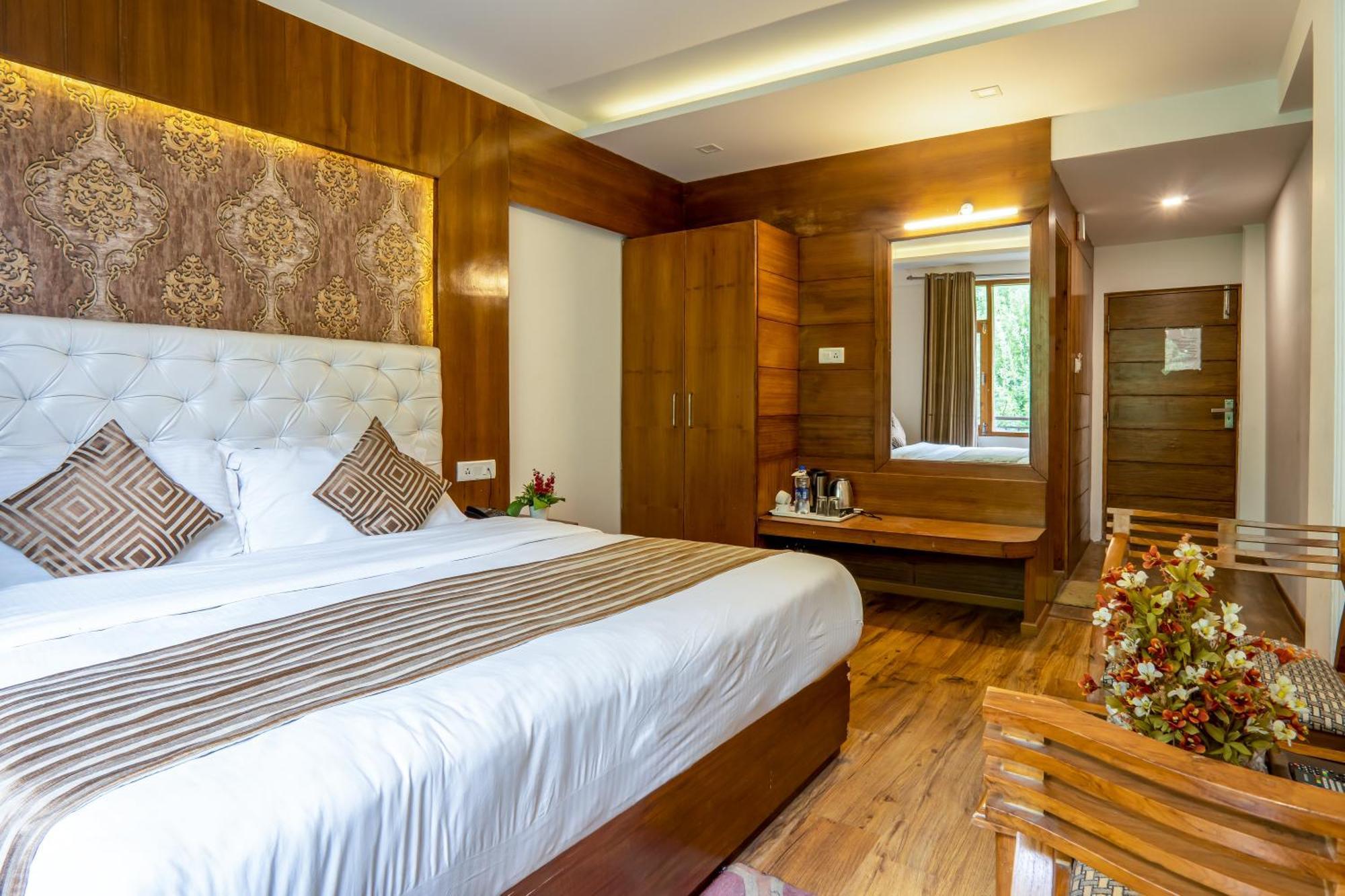 Pristine Inn Manali Dış mekan fotoğraf